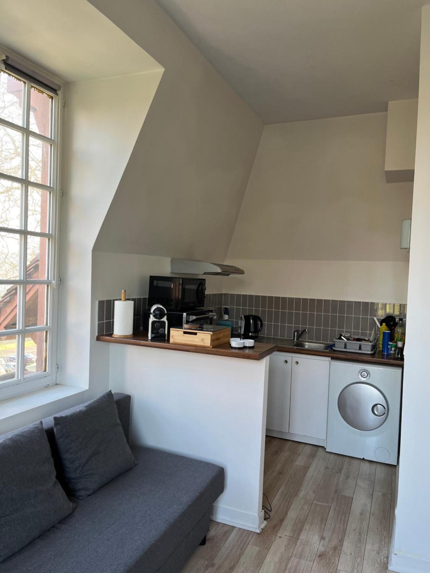 Un Appartement Dans Un Chateau Deauville Exteriör bild